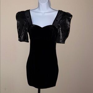 NWT Lush Black Velvet Sweetheart Mini Dress Sheer Polka Dot Sleeves Women’s Sz S